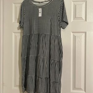 Loft women’s dress size large. NWT never worn.